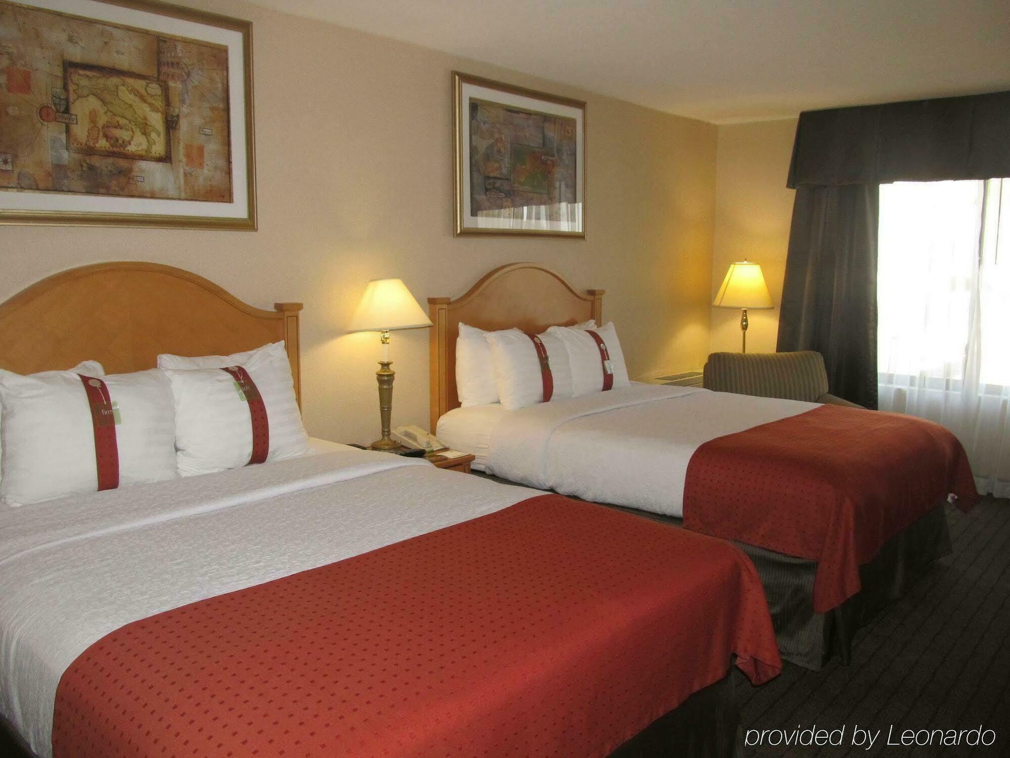 Holiday Inn Country Club Plaza Канзас-Сити Экстерьер фото