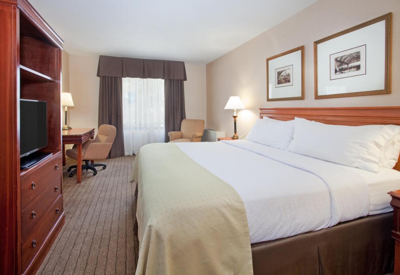 Holiday Inn Country Club Plaza Канзас-Сити Экстерьер фото